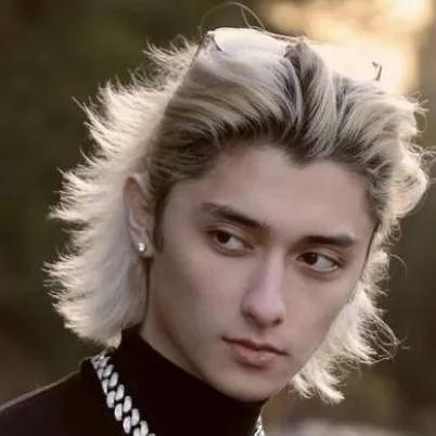 chat with ai character: danny phantom.exe