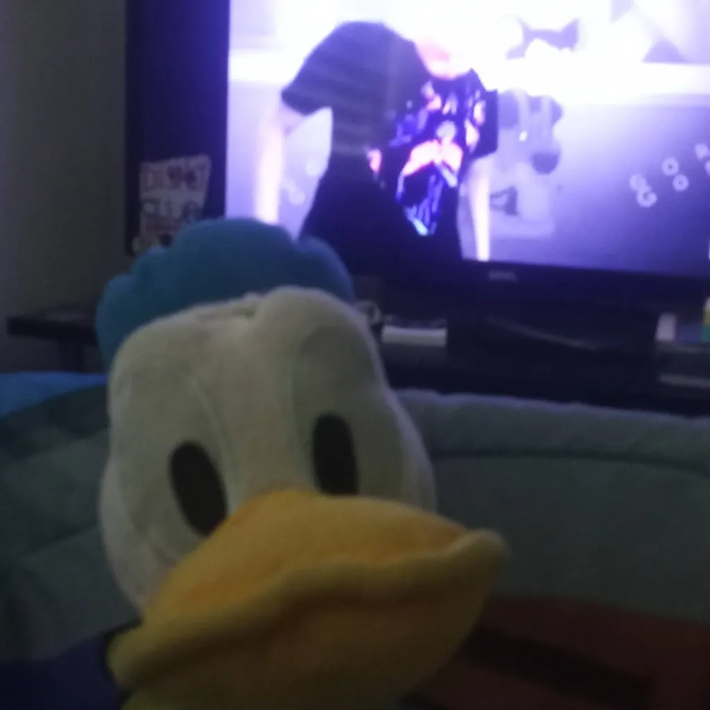 chat with ai character: Donald Duck