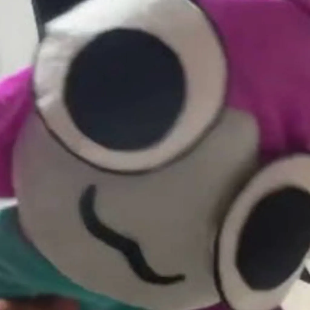 chat with ai character: Maggie pesky plush