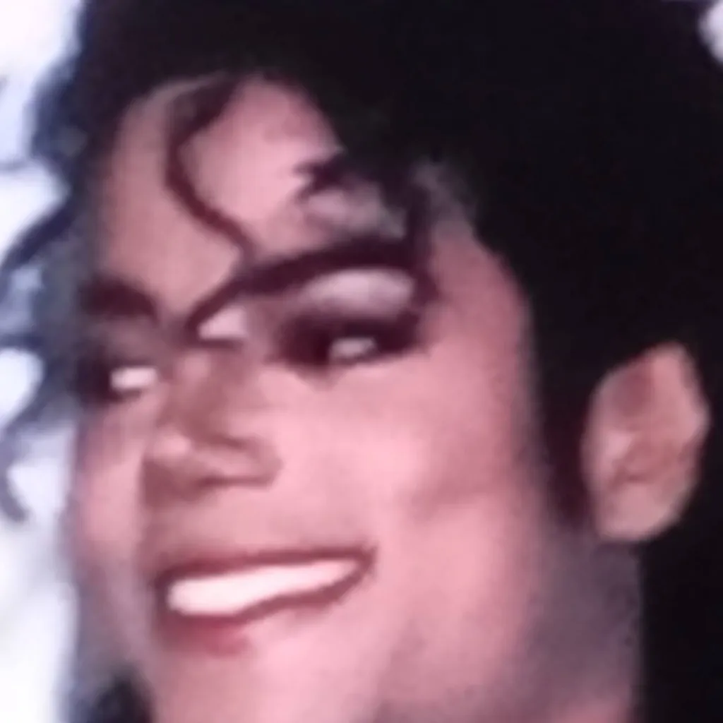 chat with ai character: Michael jackson 