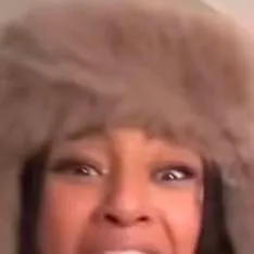 chat with ai character: Katseye live(Daora