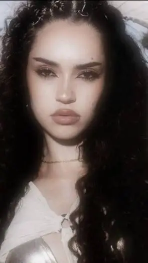 ai character: Gnarly Katseye background