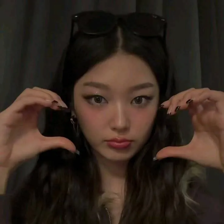 chat with ai character: ٭ᜊYoonchaeᜊ٭