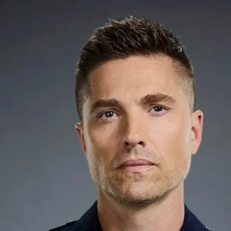 chat with ai character: Tim Bradford 