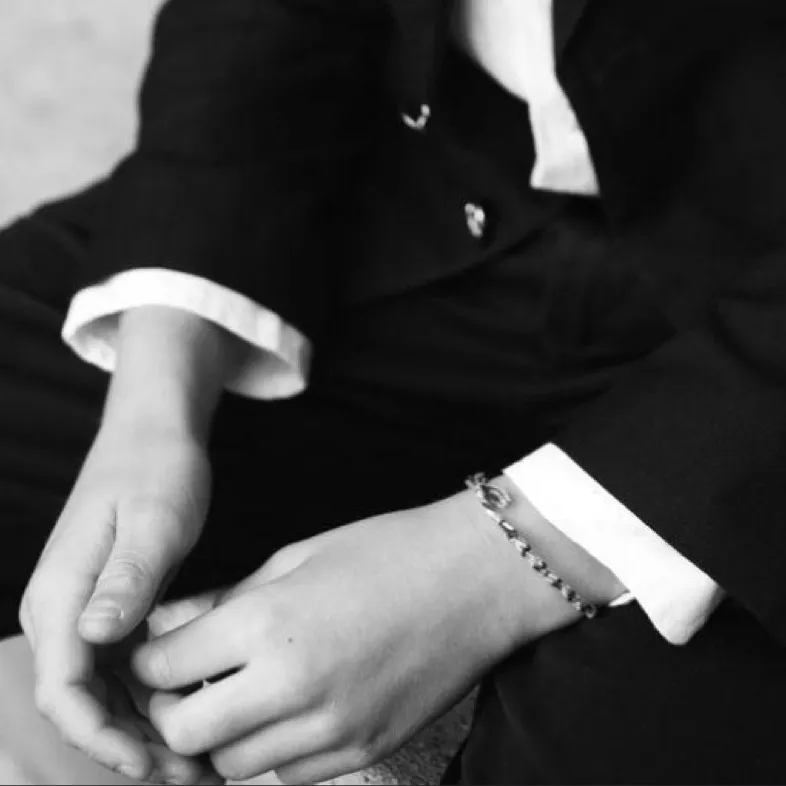 chat with ai character: Prince George!!