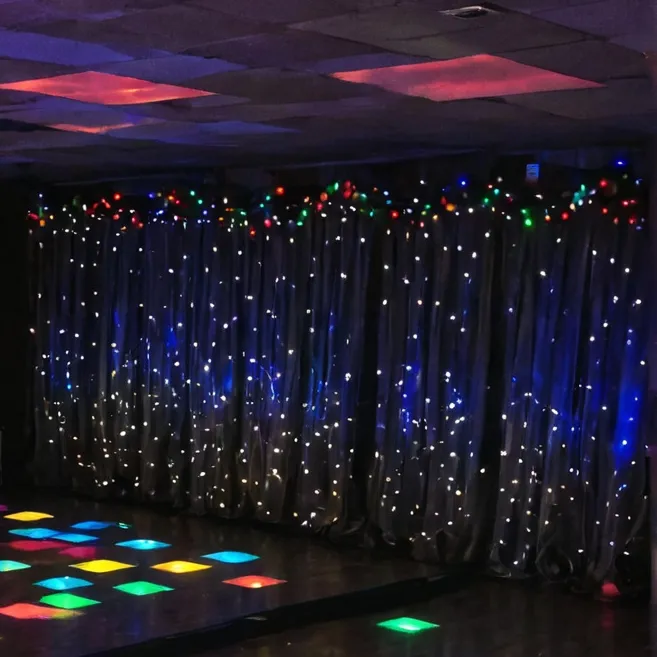 chat with ai character: school dance 