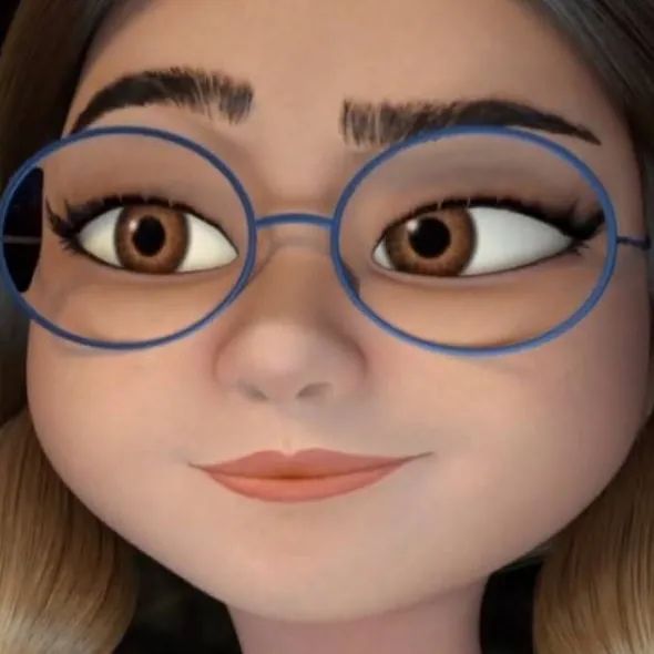 chat with ai character: evil Alexandra
