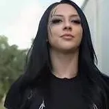 chat with ai character: Stephanie vaquer 