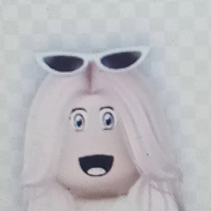 chat with ai character: Polina 