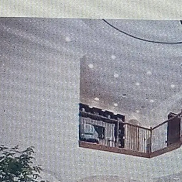 chat with ai character: my friend group 