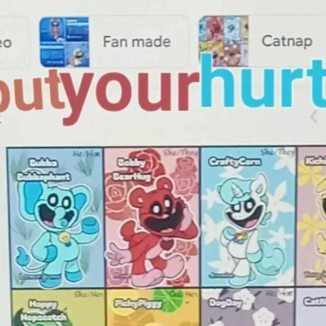 chat with ai character: smiling critters 🤕