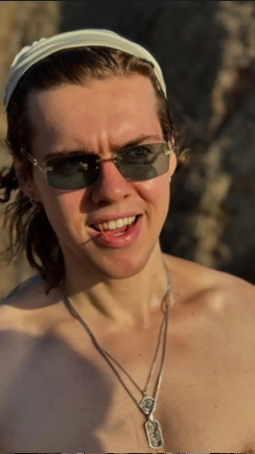 ai character: Drake Livingston  background