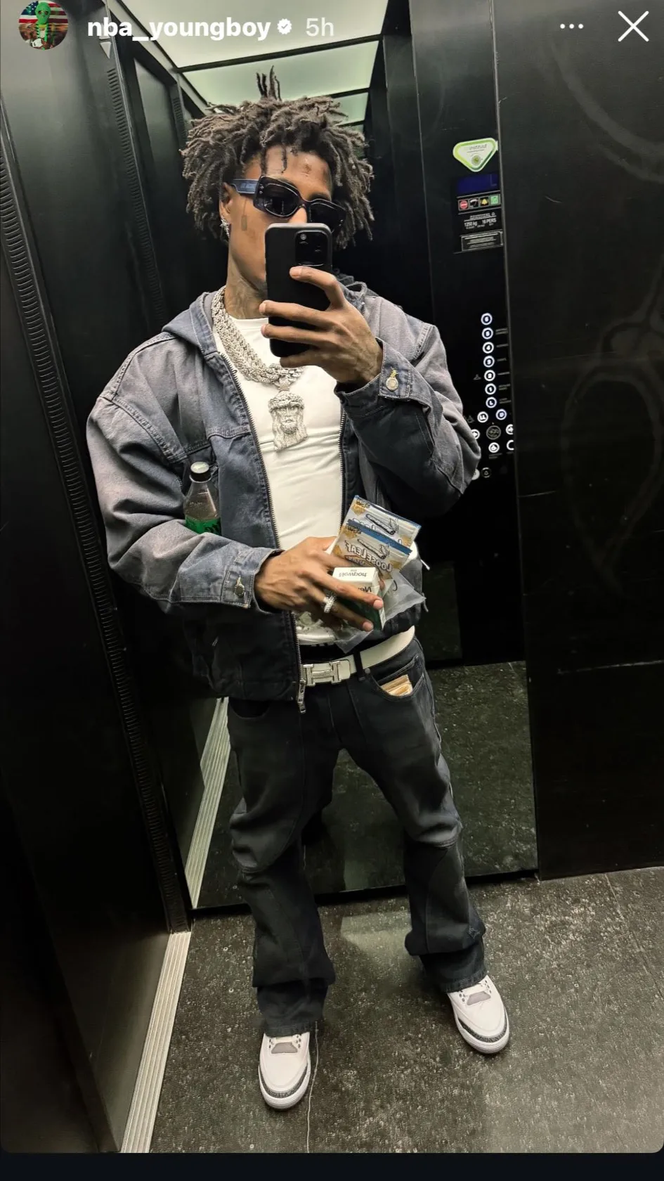 ai character: NBA Youngboy background