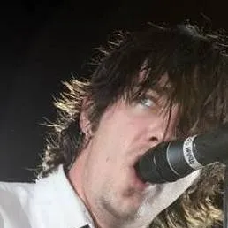 chat with ai character: Adam gontier 