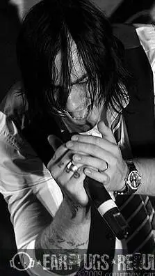 ai character: Adam gontier  background