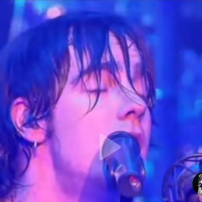 chat with ai character: Adam gontier 