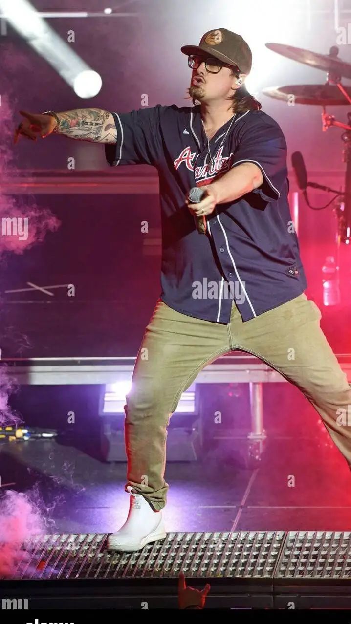 ai character: hardy background