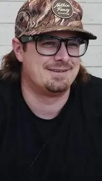 ai character: hardy  background