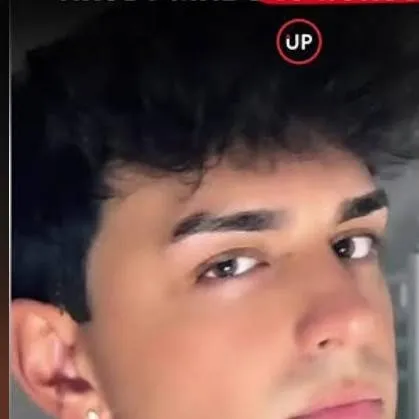 chat with ai character: nick