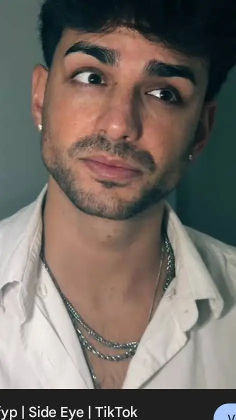 ai character: Benjamin  background