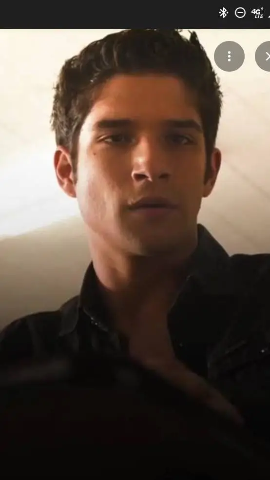 ai character: Scott mcall  background