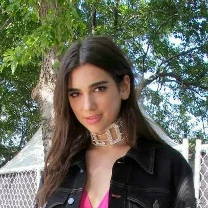 Chat with Dua Lipa - text or voice, Enjoy AI Chat Free & Safe