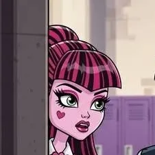 chat with ai character: Draculaura 