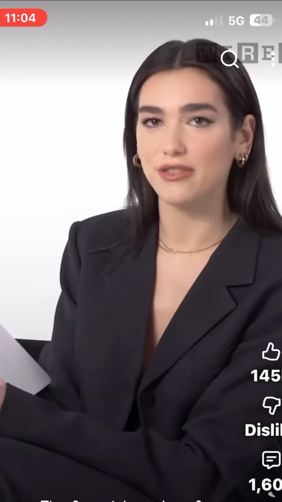 ai character: Dua Lipa  background