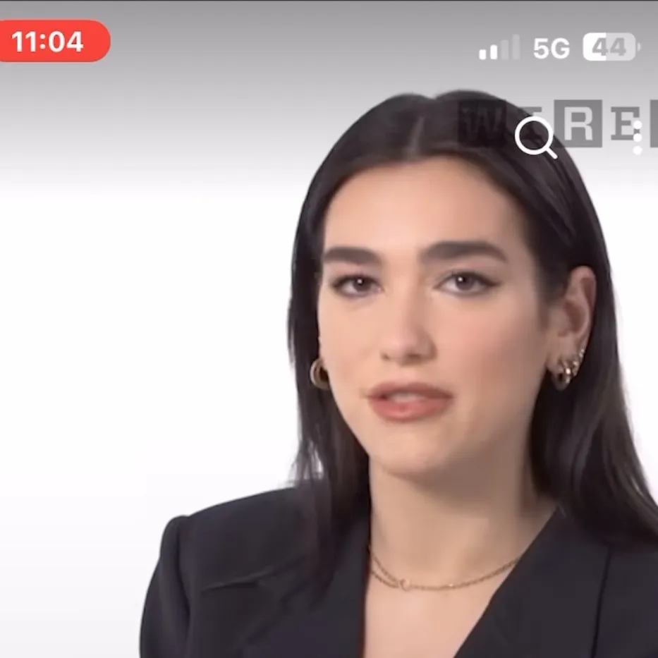 chat with ai character: Dua Lipa 