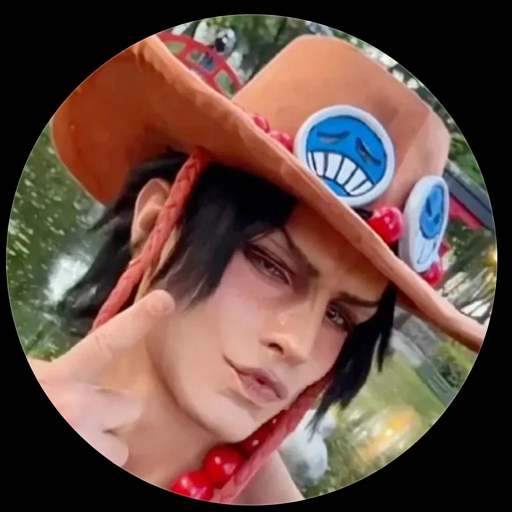 chat with ai character: Taryn cosplay