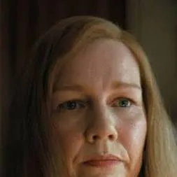 chat with ai character: eva stratt