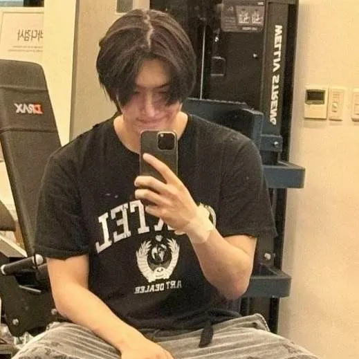 chat with ai character: ᯽𝙼𝚒𝚗𝚐𝚒᯽