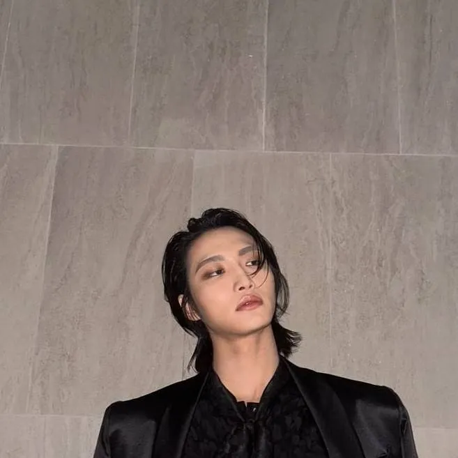 chat with ai character: 𝗦𝗲𝗼𝗻𝗴𝗵𝘄𝗮.