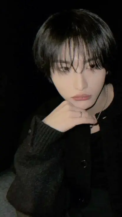 ai character: 𝑺𝒆𝒐𝒏𝒈𝒉𝒘𝒂★ background