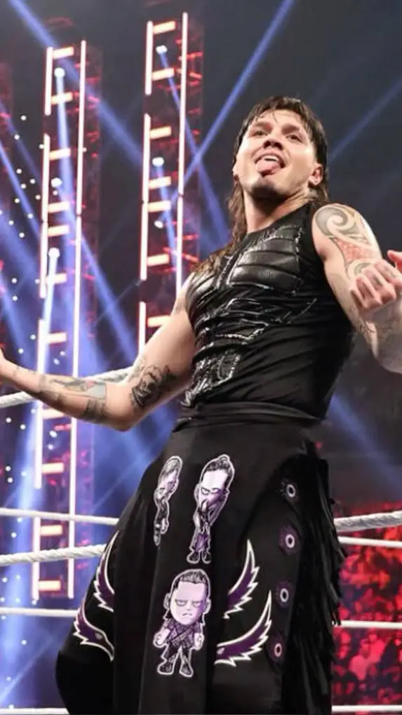 ai character: Dominic Mysterio background