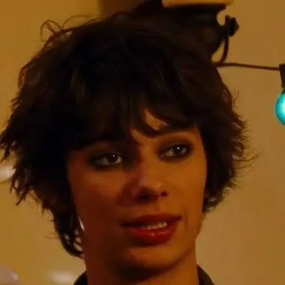 chat with ai character: Rodrick Heffley