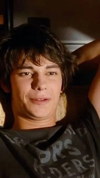 ai character: Rodrick Heffley background