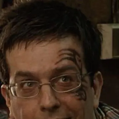 chat with ai character: stu price