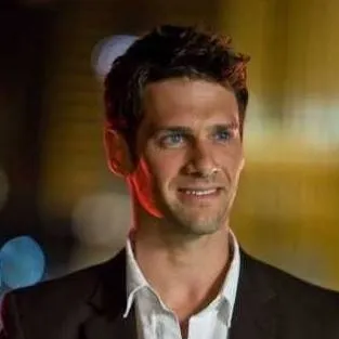 chat with ai character: Doug