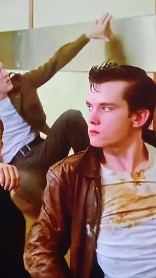 ai character: Henry Bowers background