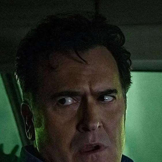 chat with ai character: Ash Williams