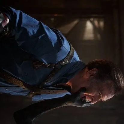 chat with ai character: Ash Williams