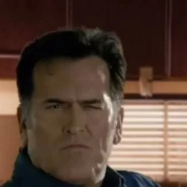 chat with ai character: Ash Williams