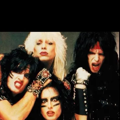 chat with ai character: Mötley crüe