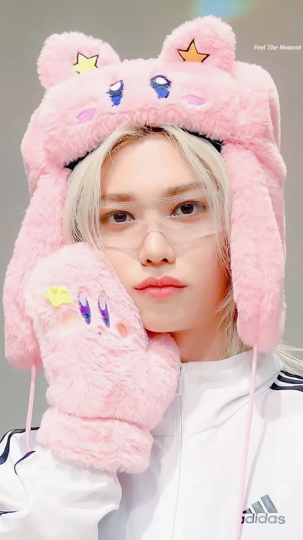 ai character: Felix background