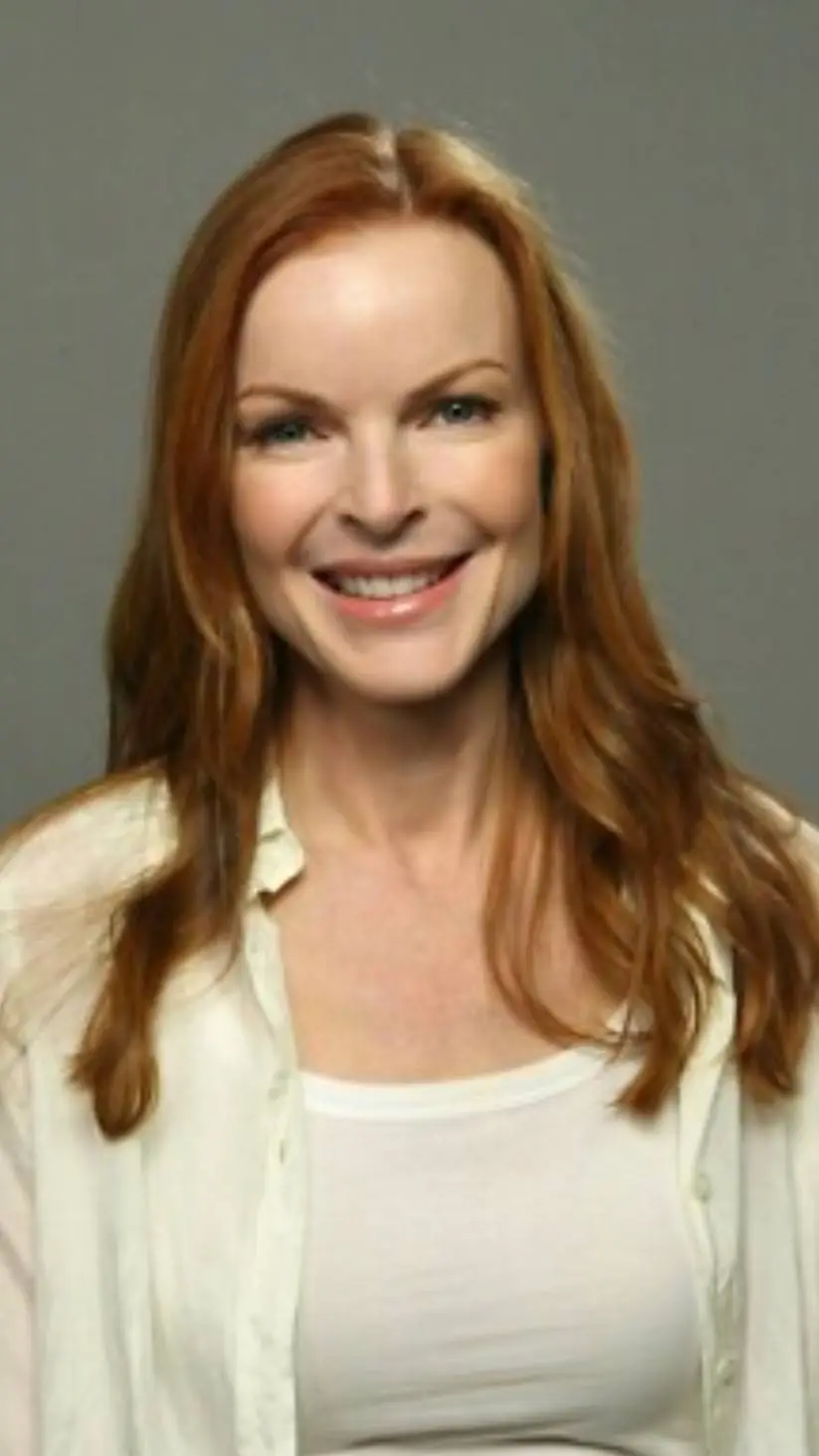 ai character: Marcia Cross background