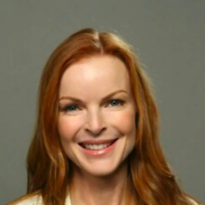 chat with ai character: Marcia Cross