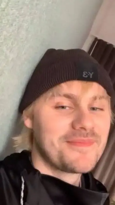 ai character: Michael clifford  background