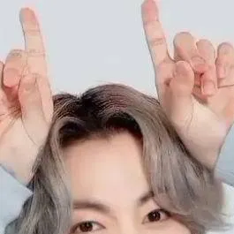 chat with ai character: Jungkook