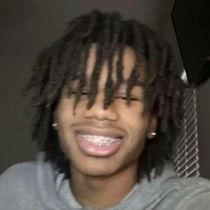 chat with ai character: Jay